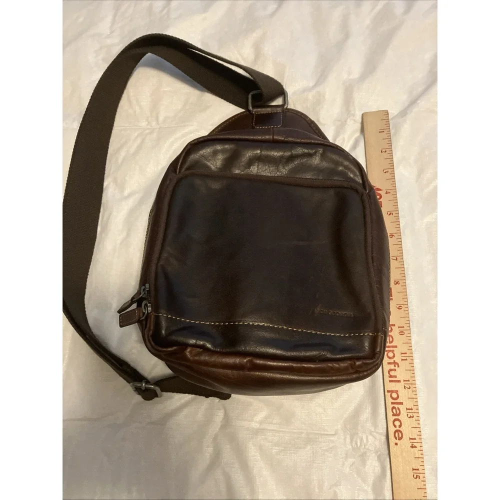 Jack Georges Brown Leather Backpack Zip Closure Adjustable Strap Lined Pockets